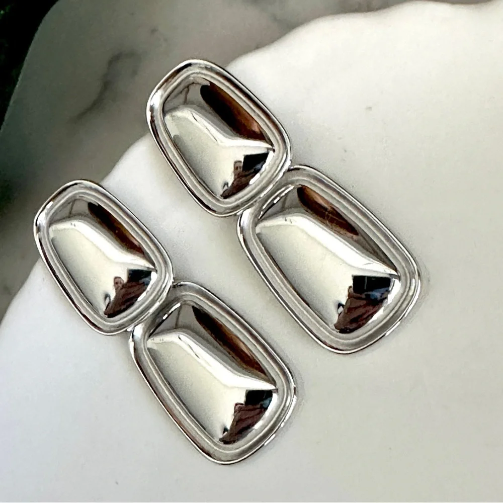 2/$30🌵 Silver Rounded Rectangle Dangle Earrings Chunky 90’s Vibe Jewelry NEW